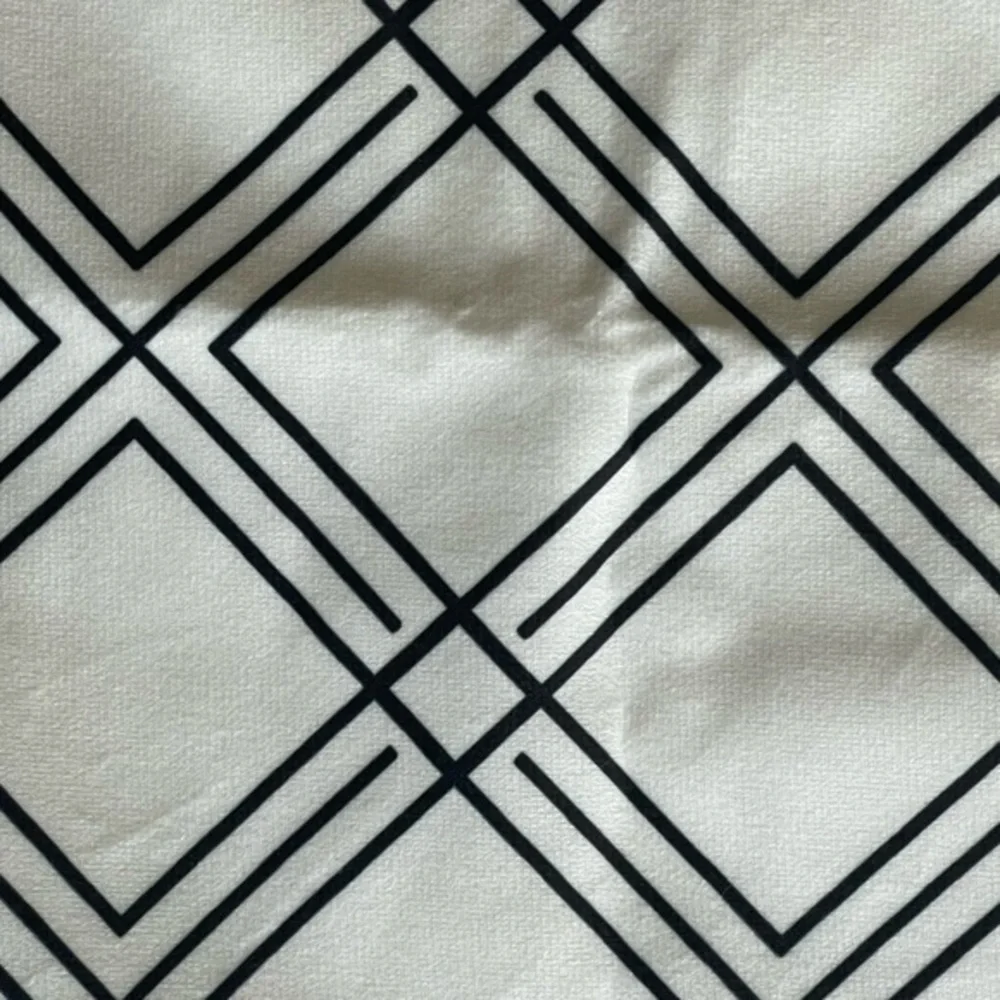 Pillow Covers black white Aztec pattern New 4 pack